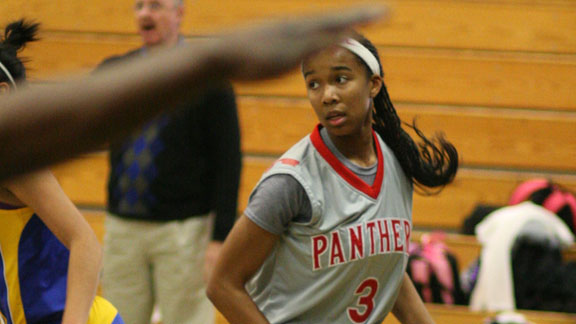 Mikayla Cowling of Berkeley St. Mary's is one of the top players in Northern California. Photo by Willie Eashman.