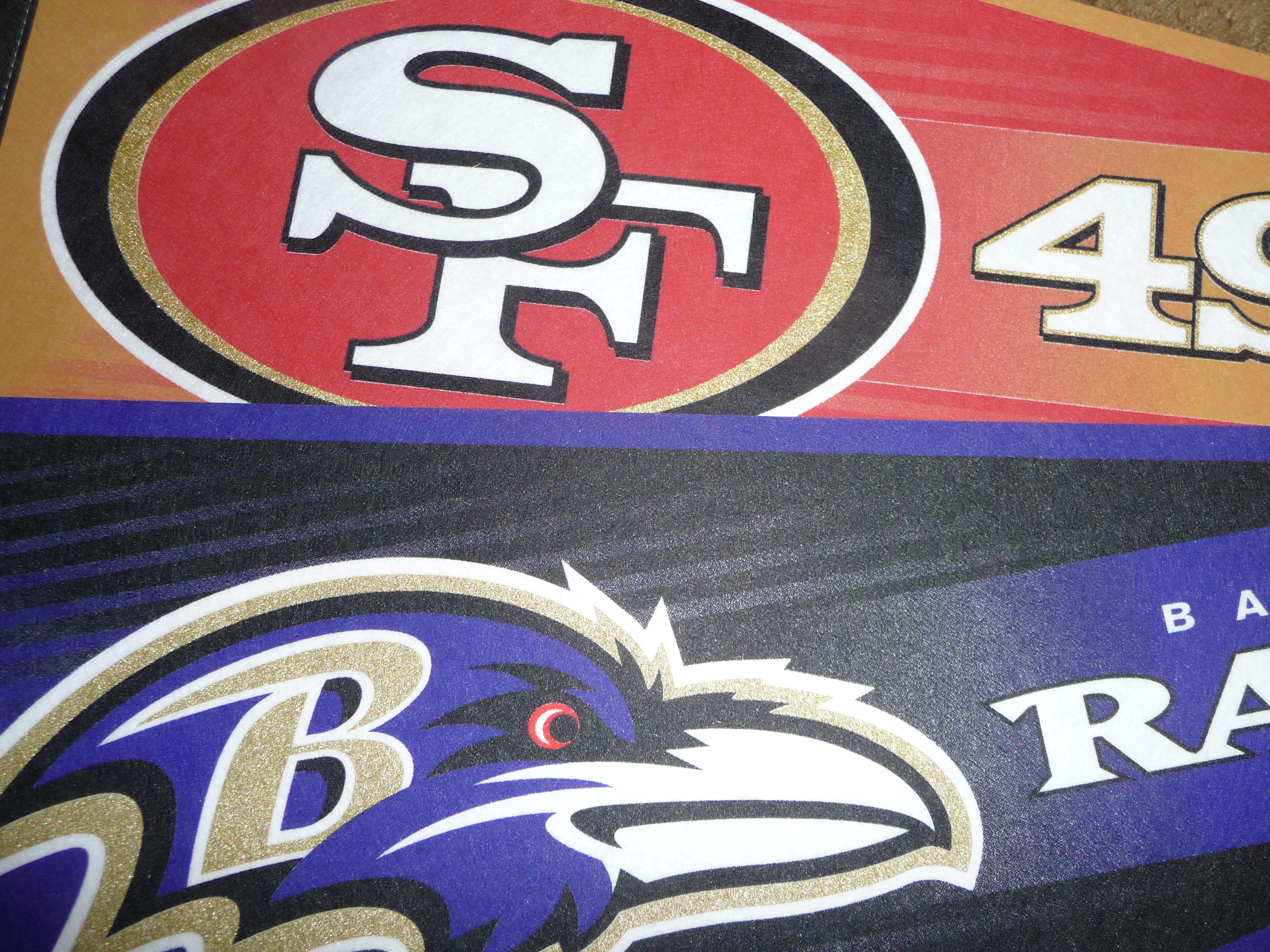 The San Francisco 49ers are slight favorites to beat the Baltimore Ravens in next Sunday's Super Bowl.