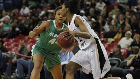 Kelli Hayes from Archbishop Mitty of San Jose brings the ball up the court in last year's CIF Northern California Division II championship game against St. Mary's of Stockton. Hayes led Mitty to the win. Photo: Willie Eashman.