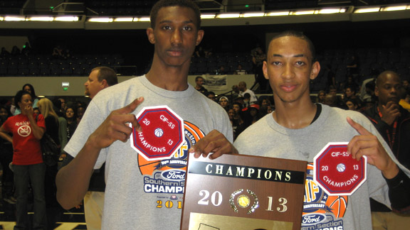 Sheldon Blackwell and Jordan McLaughlin show off some hardware after they led Etiwanda to a huge win over Mater Dei of Santa Ana during Saturday's CIFSS Division I-AA championship in Anaheim. Photo: Ronnie Flores.