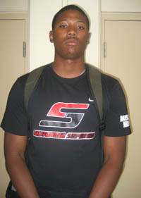 An improved mid-range jumper has helped undersized post Roy Hemsley of L.A. Windward improve his stock with college recruiters.