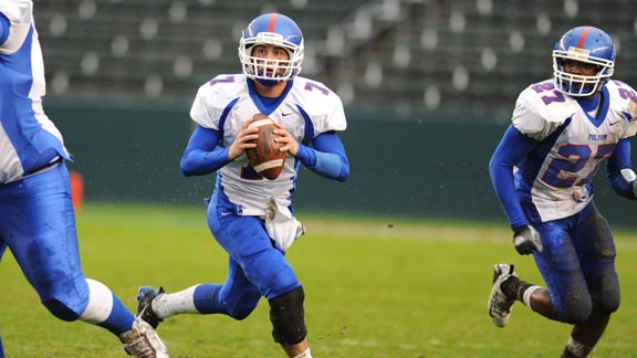 Folsom finished No. 18 in the final FAB 50 national rankings in 2010 when quarterback Dano Graves (above) was leading the way. Due to the CIF Open Division format, the Bulldogs have a chance to finish much higher in 2013. Photo: Scott Kurtz.