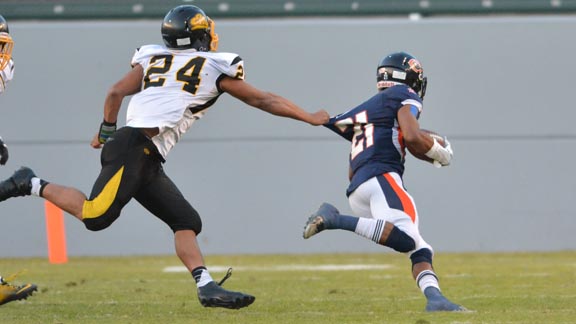 Chaminade's Donovan Lee was tough to catch all season long and found different ways of leading the Eagles on offense and defense. Photo: Scott Kurtz.