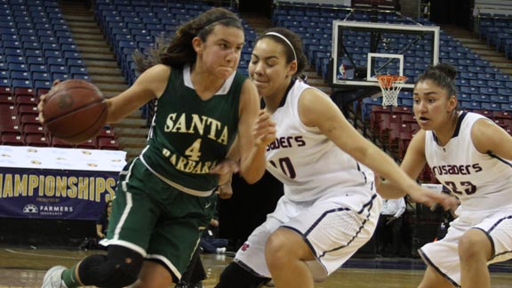 Candice White of Modesto Christian, playing defense against Santa Barbara's Amber Melgoza in last year's D3 state final, is averaging 16 ppg this year for team that may now be in line for NorCal Open Division, Photo: Willie Eashman. 