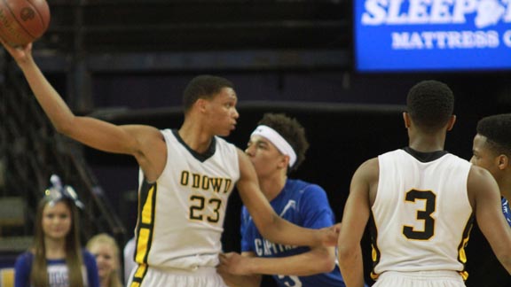 Ivan Rabb looks for teammates cutting to the hoop for Bishop O'Dowd in CIF NorCal Open Division final against Capital Christian on Saturday in Sacramento. Photo: Willie Eashman.