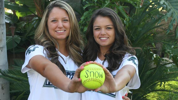 Sisters Tannon and Taylon Snow have continued to both hit for more than a .500 average during the current high school softball season. Tannon (a junior) and Taylon (a freshman) have also both committed to the University of Washington. Photo: Snow family.