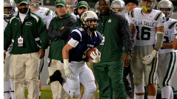 Junior running back Sean McGrew of St. John Bosco breaks down the sidelines during last season's CIF Open Division bowl game. Photo: Scott Kurtz.