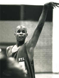 When there's a discussion about great youth basketball players from California, a good name to start with is Schea Cotton. Photo: Cal-Hi Sports Archives 