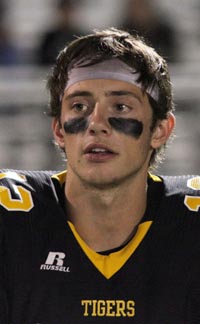 Anthony Gordon became the first QB in CCS history to throw for 500 yards or more in a game last Friday vs. Menlo. Photo: Willie Eashman.