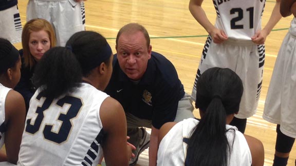 Vista Murrieta head coach Chris Jones and his team have regained a spot in the State Top 20. He talks to the girls above at the MLK Showcase in Stockton. Photo: Paul Muyskens.