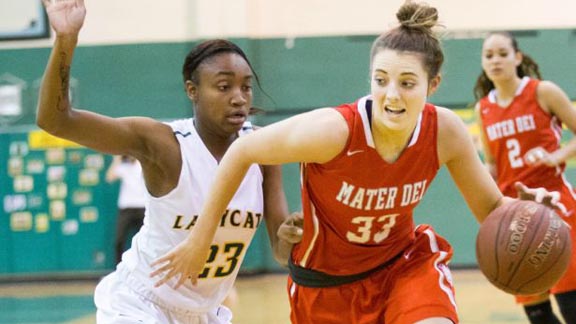 Ms. Basketball State Player of the Year front-runner Katie Lou Samuelson drives to the hoop in game Tuesday at Brea Olinda against Tyiona Watkins. Photo: Josh Barber/OCSidelines.com.