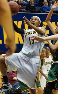 Aisia Robertson shined for O'Dowd in the second half during CIF Division III state final. Photo: Phillip Walton/SportStars.