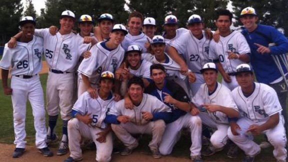El Camino Real players celebrate after winning West Valley League title. Team now needs two more wins for L.A. City Section crown. Photo: ECRBaseball.Net.