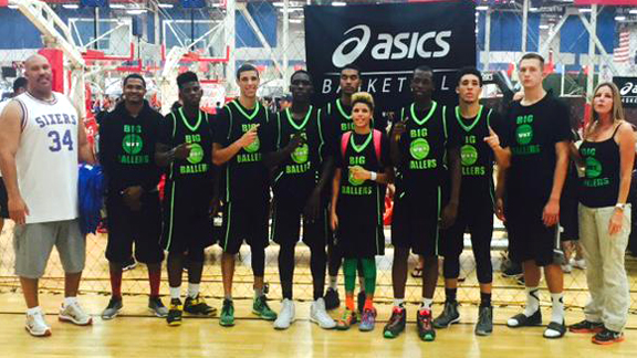 Big Ballers VXT Black captured the top division of the Double Pump Summer Tip-Off behind stellar play from Eli Scott (fourth from left) and 13-year old incoming freshman Melo Ball (fourth from right). Photo: Double Pump Basketball