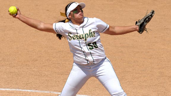 Cielo Meza was a dominant force in the circle for St. Bonaventure of Ventura in its drive to the CIF Southern Section Division V title. Photo: Clifford Robbins/OCSidelines.com.