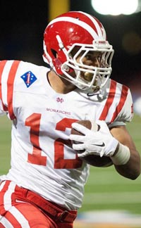 Mater Dei TE/LB Curtis Robinson will play next at Stanford. Photo: Miguel Vasconcellos/OCSidelines.com.