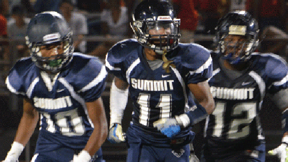 Major college prospect Damian Alloway and teammates from Summit of Fontana knocked off Riverside Norte Vista last week. Photo: Richard Dawson/iecn.com.