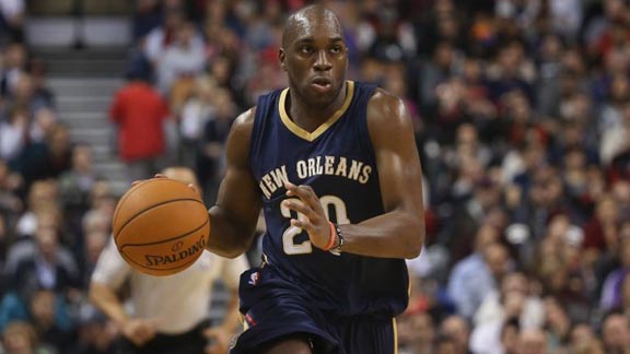 Quincy Pondexter of the New Orleans Pelicans is one of three alums from Fresno's San Joaquin Memorial who are currently in the NBA. Photo: pelicandebrief.com.