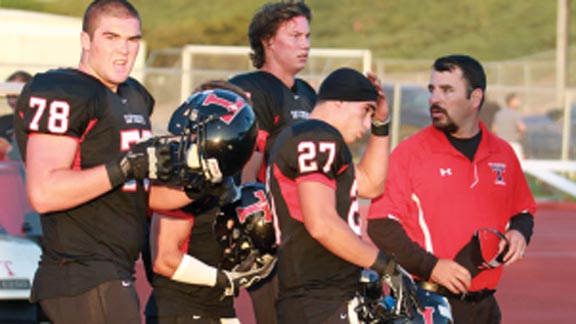 San Clemente head coach Jaime Ortiz will lead his 2015 team into the CIFSS Southwest Division quarterfinals on Friday against Sonora of La Habra. Photo: SanClementeLive.com.