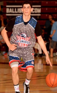 Spencer Freedman, who played at Santa Monica last season, will be a key player this season at Mater Dei. Photo: Scott Kurtz/Ballislife.com.