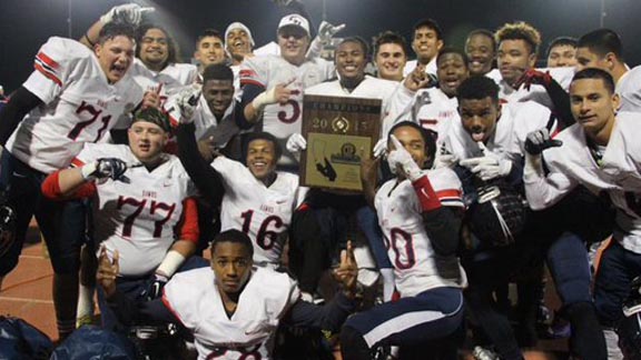 Citrus Hill put up 56 points in a surprisingly one-sided victory on Saturday night against Calabasas in the CIF SoCal Division 2A bowl game. Photo: Twitter.com.