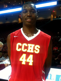 Brandon McCoy led his team to upset win over Sierra Canyon. Photo: Ronnie Flores.