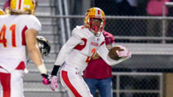 Mission Viejo's Olaijah Griffin shined on both sides of the ball in team's 16-0 season, but gained a spot on the all-state sophomore team as a DB. Photo: Craig Takata/OCSidelines.com.