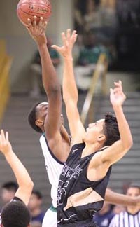 Last Saturday's Chino Hills-Bishop Montgomery game tips off at Long Beach State. Photo: Andrew Drennen.