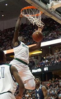 Elizjah Scott throws one down for Chino Hills in 105-point night vs. Sierra Canyon. Photo: Mark Bausman/OCSidelines.com.