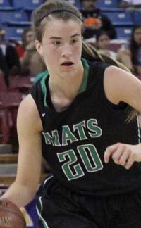 Ionescu drives up the floor during CIF NorCal Open Division final in 2015. Photo: Willie Eashman.