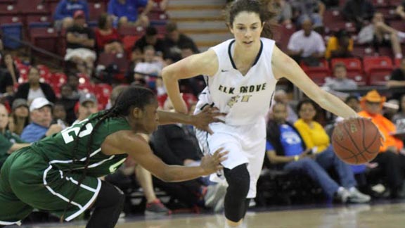 Mira Shulman of Elk Grove operates during CIF D2 state championship. She's already been named Metro Player of the Year by the Sacramento Bee. Photo: Willie Eashman.