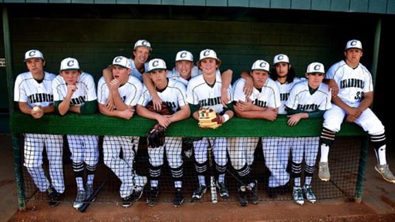 Coronado baseball players pose for a photo earlier this season. The Islanders hope to win San Diego Section title, which could also give them mythical state crown. Photo: Twitter.com.