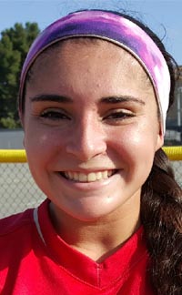 Catcher Lauren Espalin hit a two-run homer in Orange Lutheran's win over Los Alamitos. Photo: Manny Alvarez/OCSidelines.com.