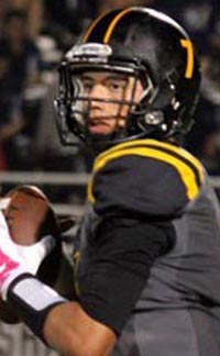Cameron Rising of Newbury Park looks downfield during historically great 2015 season. Photo: pantherprowler.org.