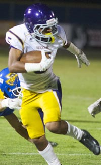 Jamar Moya from Ridgeview of Bakersfield should be one of the most dangerous breakaway threats this season in the CIF Central Section. Photo: centralvalleyfootball.com.