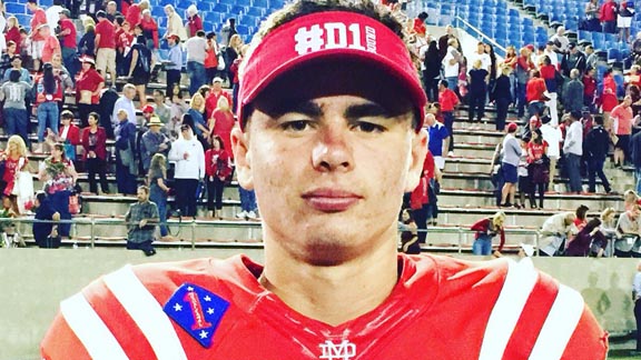 Mater Dei soph QB JT Daniels threw for seven TDs in team's win over Santa Margarita. We have two weeks to go until Monarchs play St. John Bosco. Photo: @D1Bound/Twitter.com.