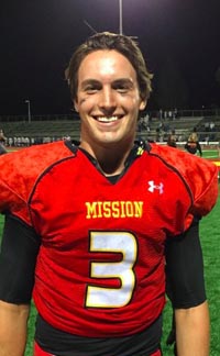 Mission Viejo QB Matt McDonald had another solid outing in team's win vs. Tesoro. Photo: @D1Gridiron.