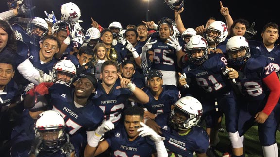 It was rivalry week for many teams across the state on Friday and one of the biggest winners was State No. 24 Heritage, which won the Menifee Bowl, 35-13, over previously unbeaten Paloma Valley. The Heritage JV and frosh teams also ended 10-0. Photo: Twitter.com.
